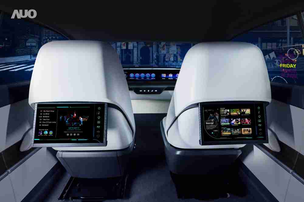 28国际新一代Smart Cockpit 2024，，以Micro LED先进显示技术优势，，，创建〝可卷式后座娱乐显示器〞，，仅在互动时才显示出所需画面及信息，，扩充更丰富的娱乐和交互信息服务，，，，获国际奖项荣耀